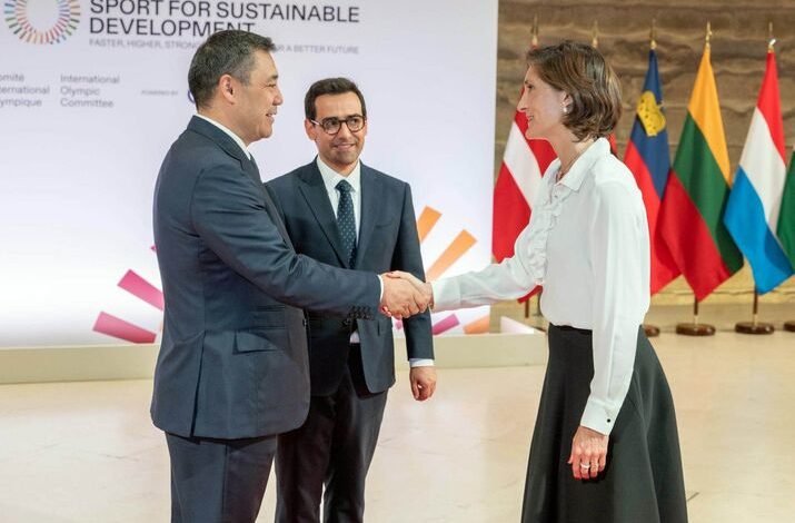 Президент Садыр Жапаров принял участие в спортивном саммите в Париже